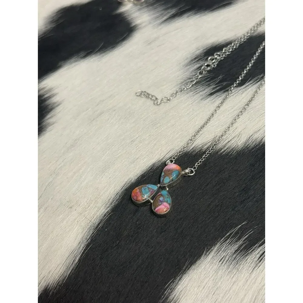 Southwest Sterling Silver 3 Stone Pink oyster Dahlia tear drop Bar Necklace